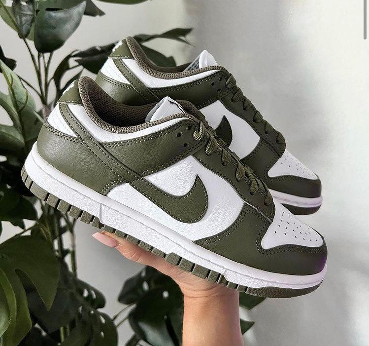 Nike Dunk Low Medium 