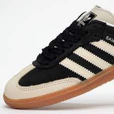 Ad*s samba og wmns 