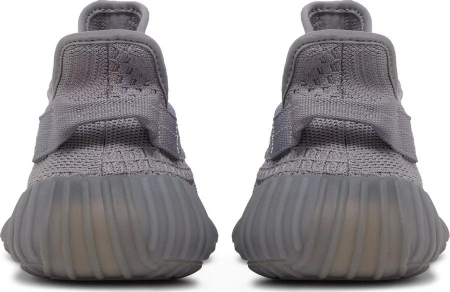 ad*s Y**zy boost 350 v2 steel grey