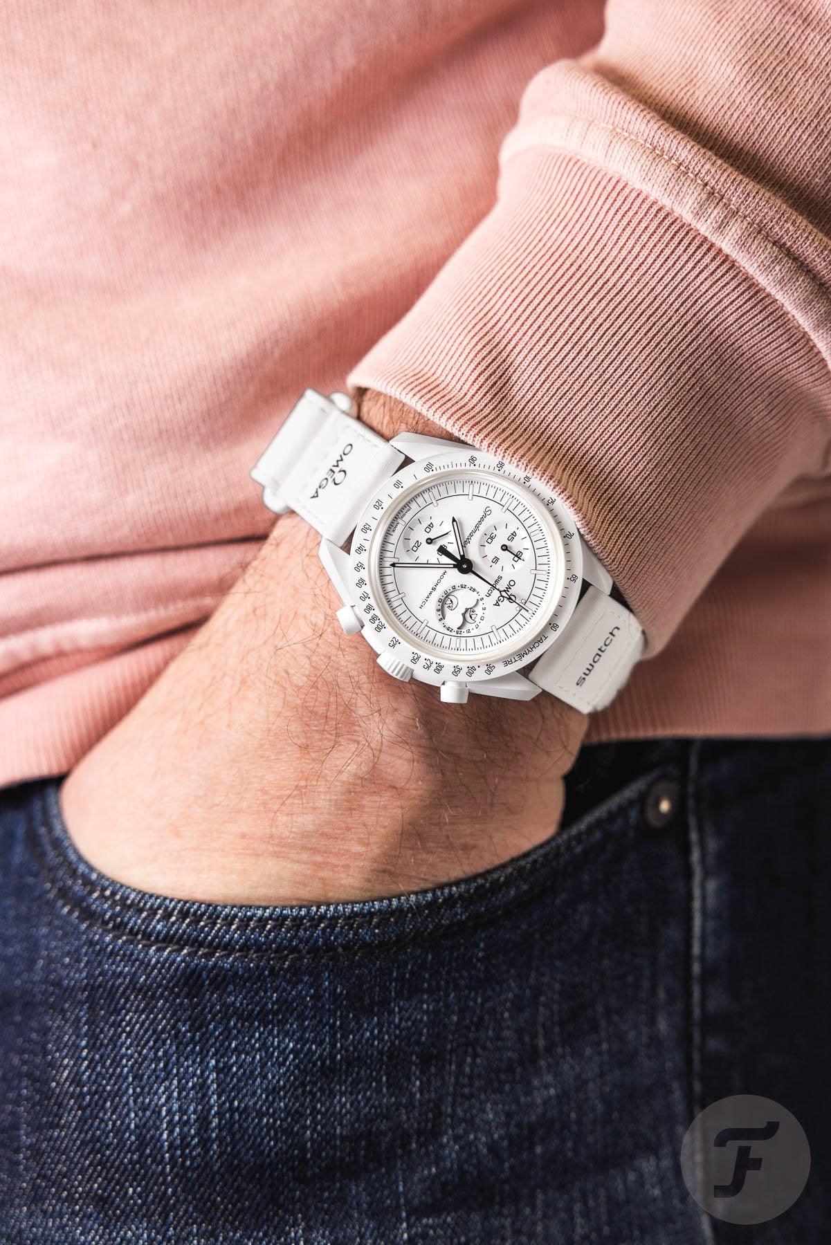 Swatch x Omega Moonswatch Mission to Moonphase Snoopy White