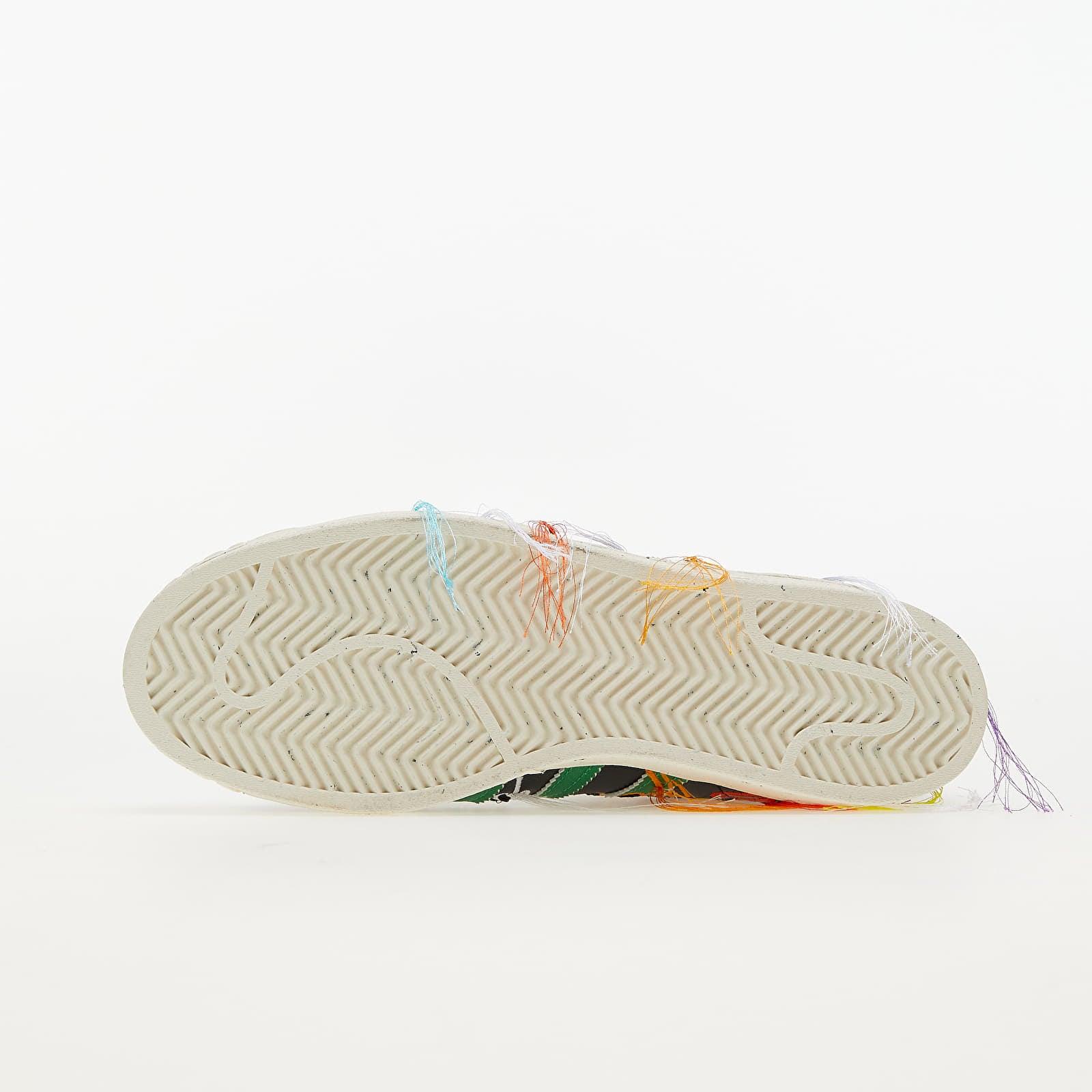 ad*s S*perstar aec sean wotherspoon S*perearth black