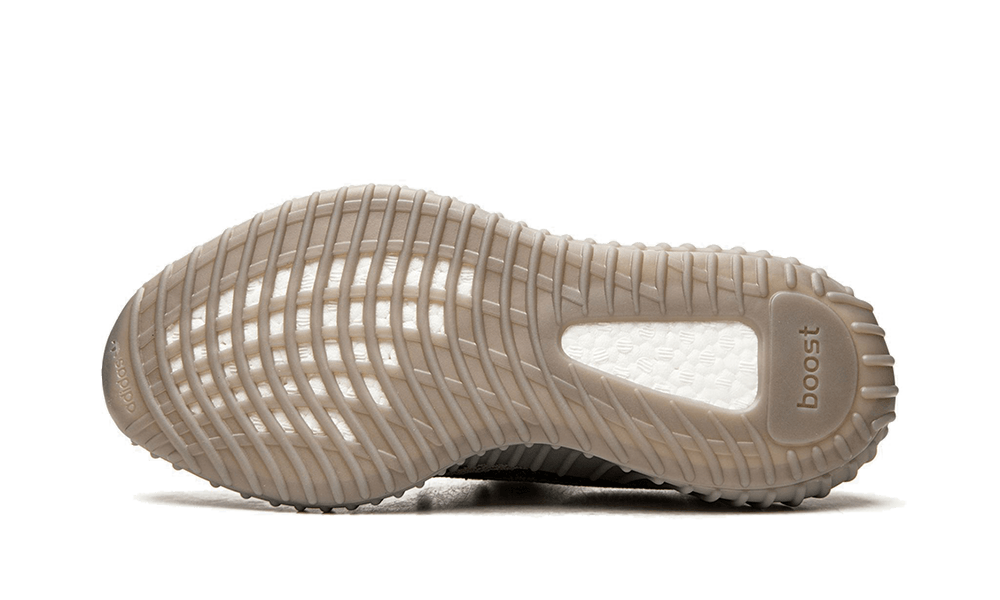 ad*s Y**zy boost 350 v2 