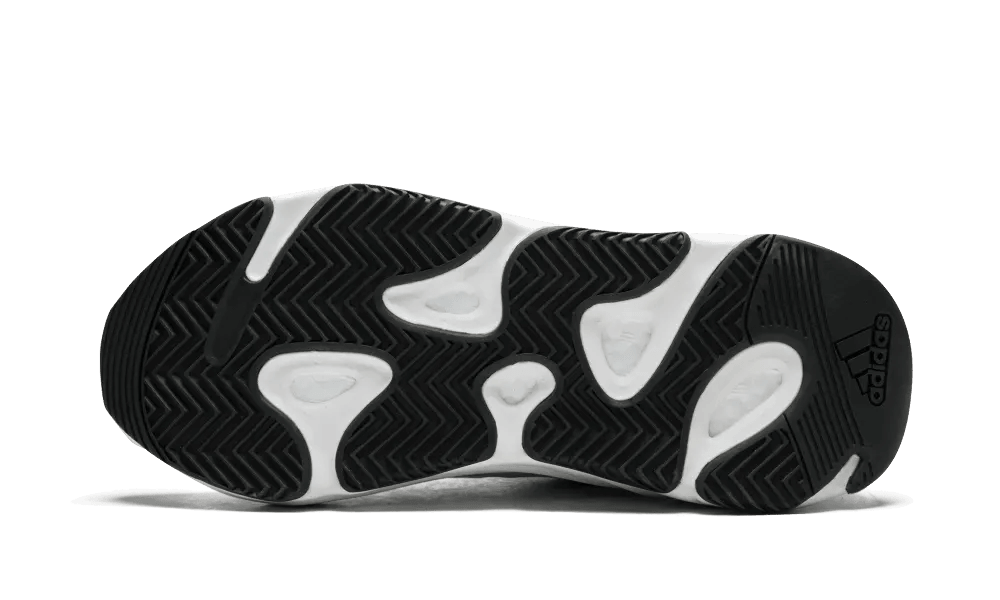 ad*s Y**zy boost 700 v2 static