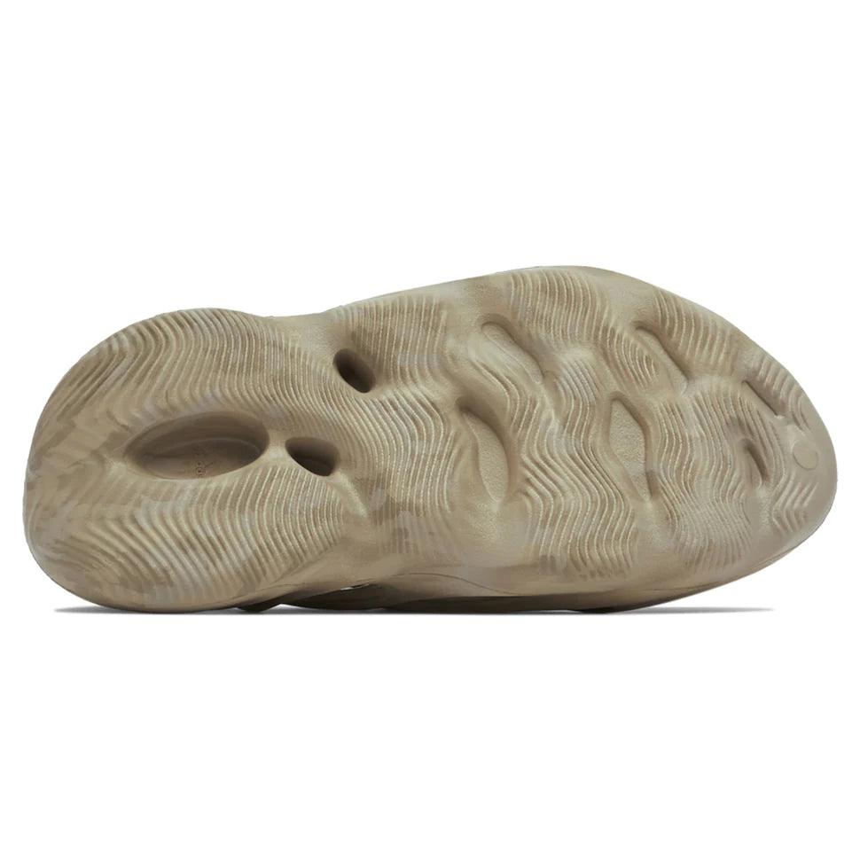 ad*s Y**zy foam rnr stone salt