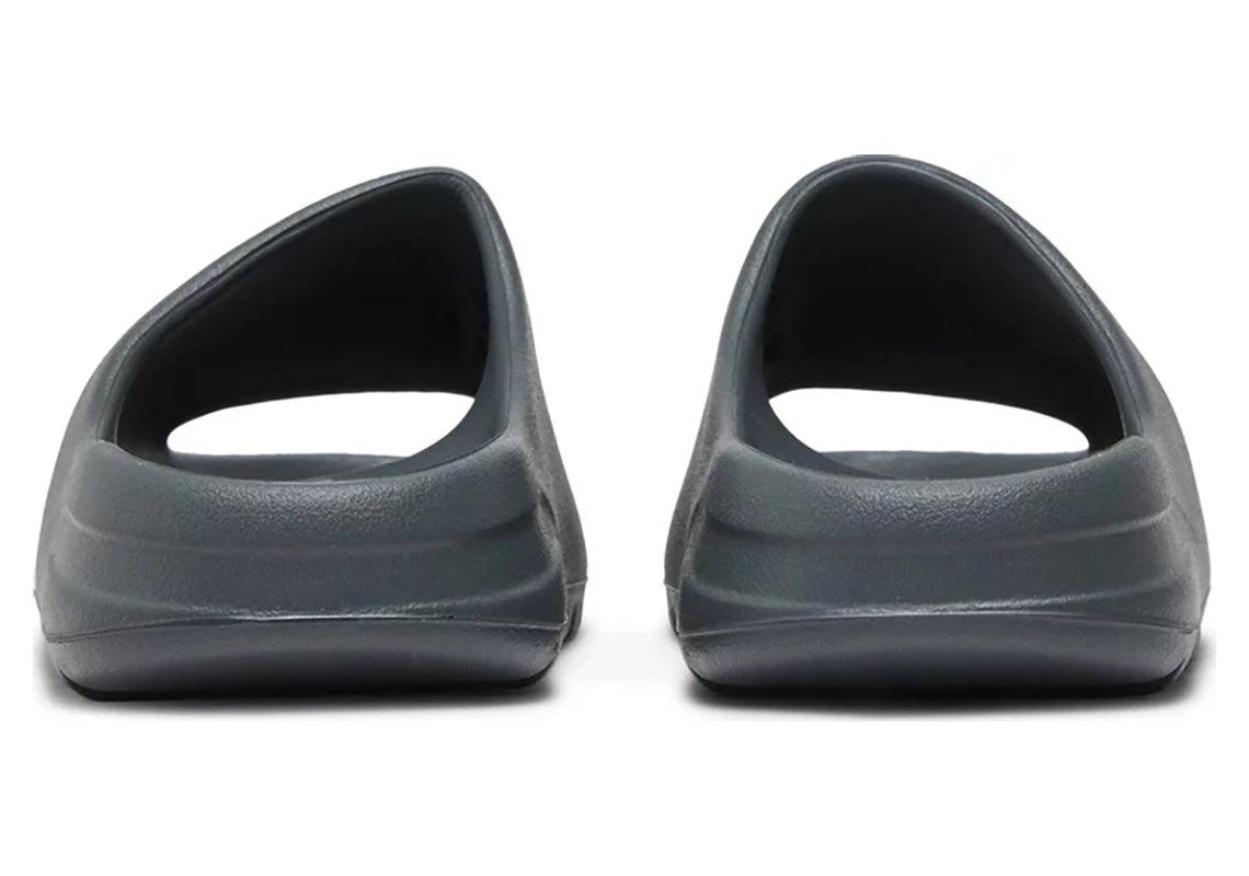 ad*s Y**zy slide slate grey