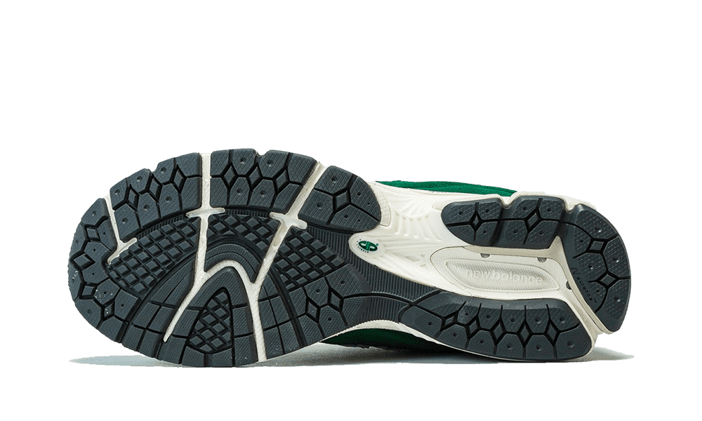 New Balance 2002R