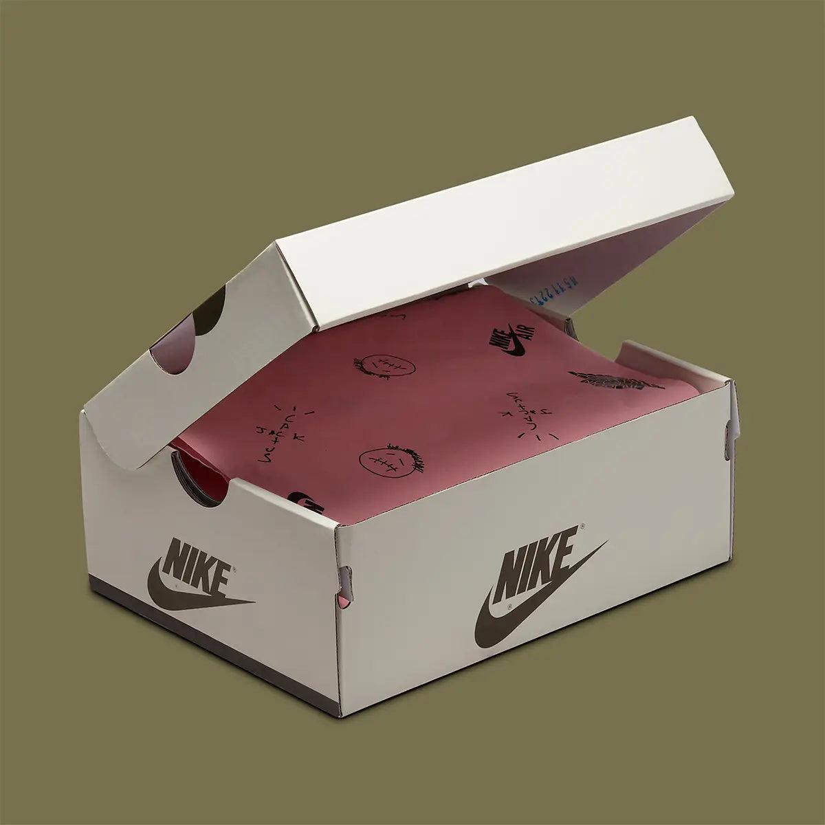 Travis Scott x Jordan 1 Low OG SP WMNS