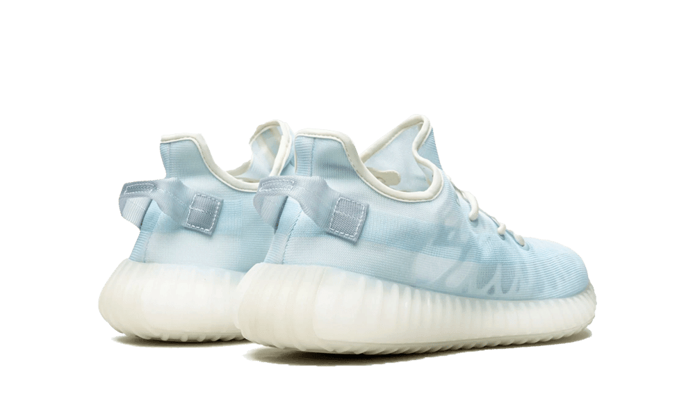 Y**zy boost 350 v2 mono ice