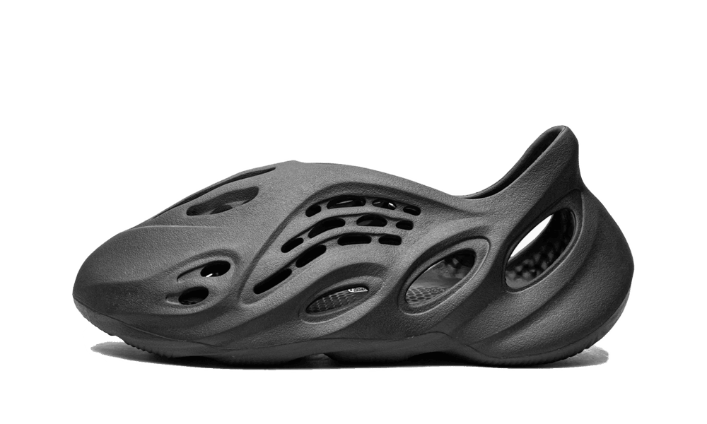 Y**zy foam rnr onyx