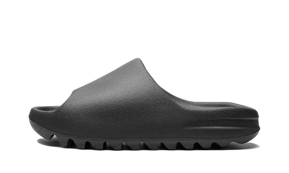 Y**zy slide onyx