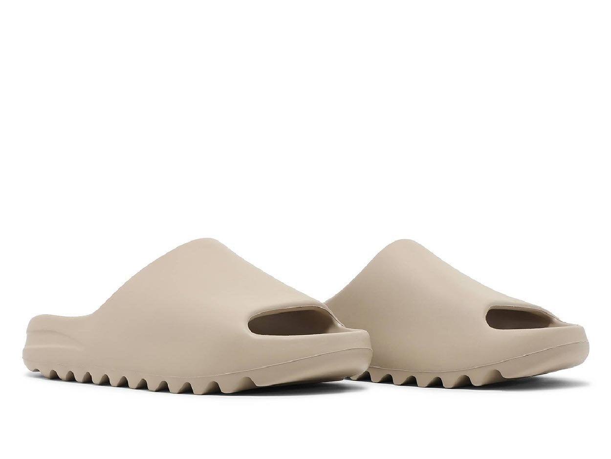 Y**zy slide pure (restock pair)